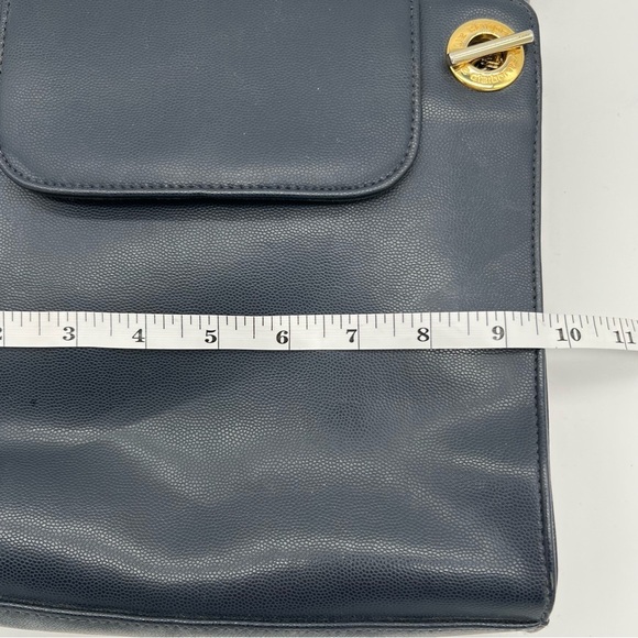 Vintage Liz Claiborne Purse Navy with Gold Hardware - Picture 4 of 9